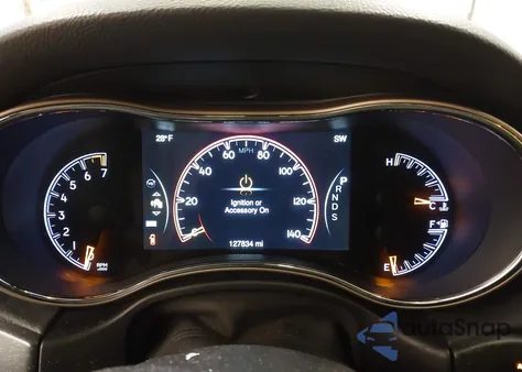 2015 Jeep Grand Cherokee Altitude z USA, uszkodzony, nr VIN 1C4RJFAGXFC796962